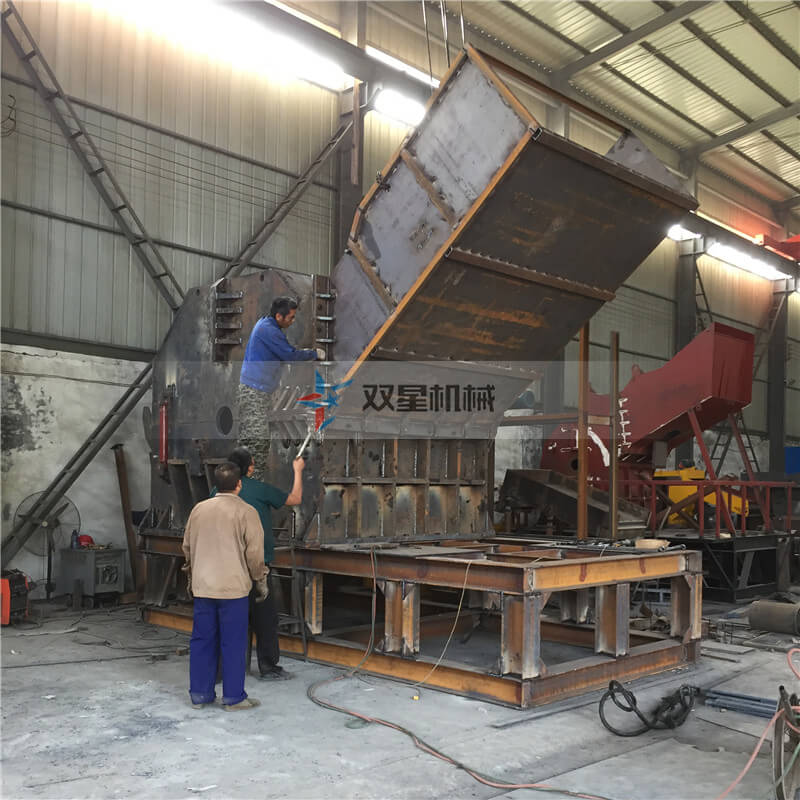 手机看片福利永久金属破碎机车间实拍