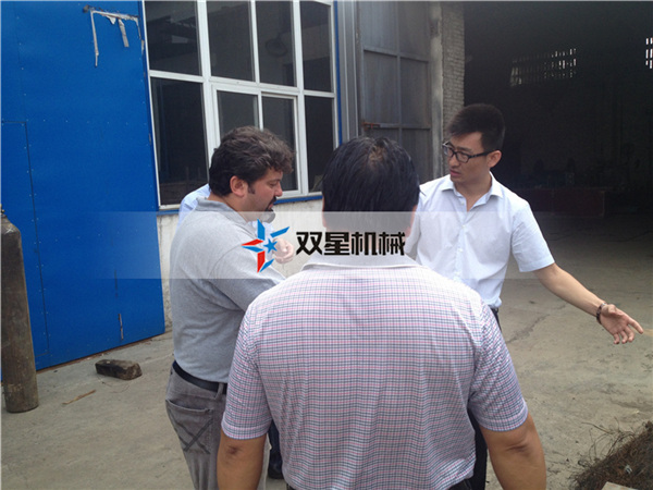 废铁91看片淫黄大片设备巴基斯坦客户来访